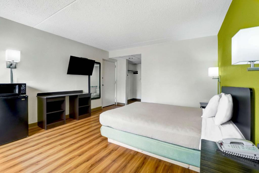 Room image 1